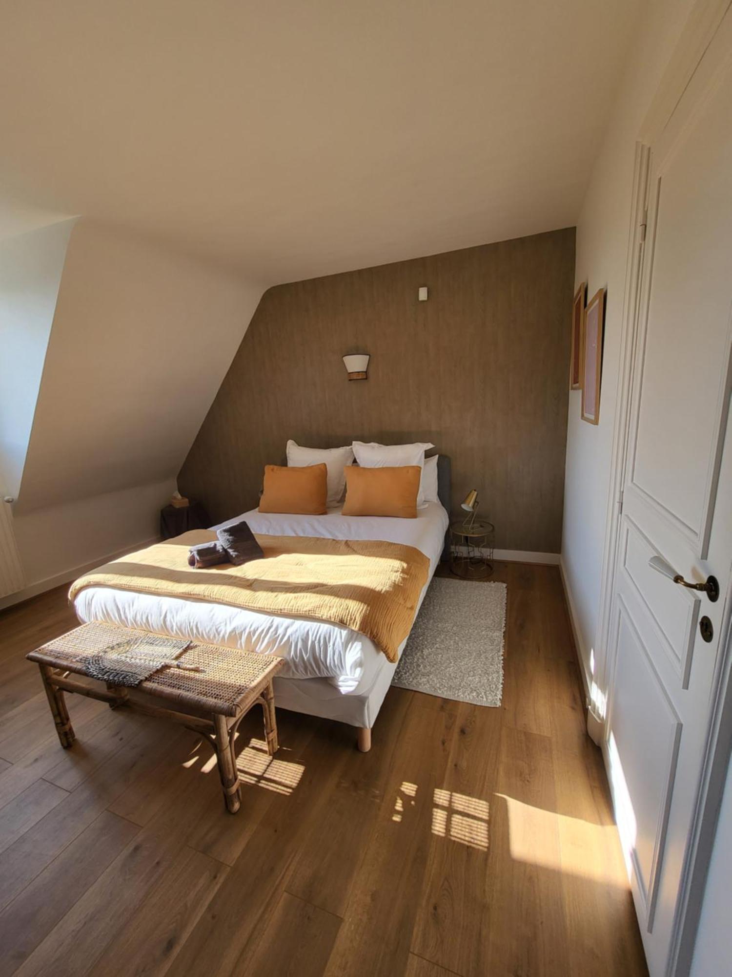 Domaine De Charme - Les Places Lassay-sur-Croisne エクステリア 写真