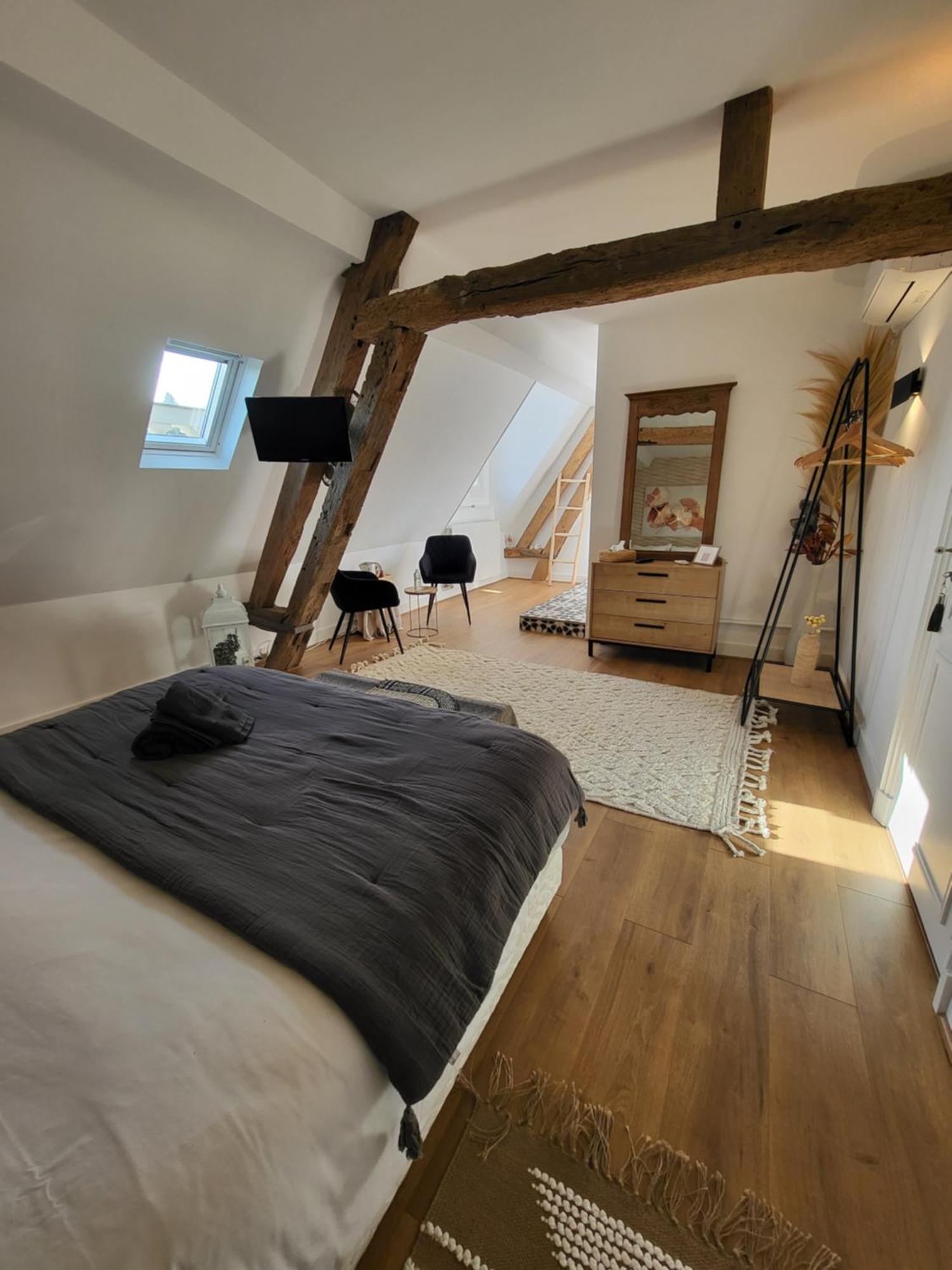 Domaine De Charme - Les Places Lassay-sur-Croisne エクステリア 写真